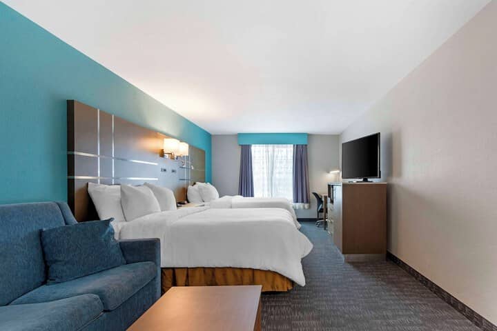 Room 21 of 37